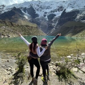 Laguna Humantay Cusco , visita guiada senderismo tiempo de caminata 3:30 minutos aproximadamente ida y retorno tour de día entero